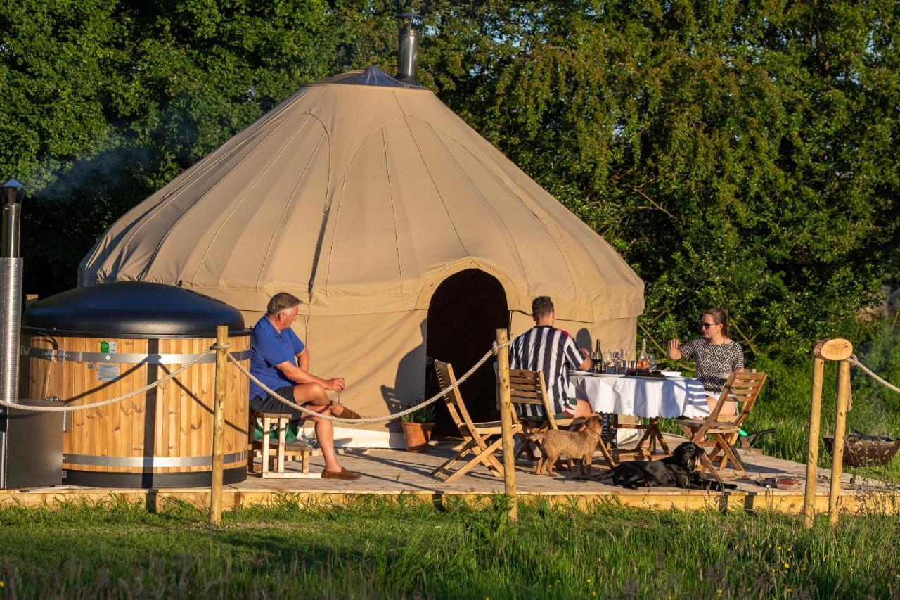Yurtshire Fountains - Wensley Yurt Villa Ripon Bagian luar foto